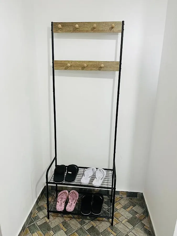 Gorkha'S Hostel, Apartment No- 292 Bucharest Hostel