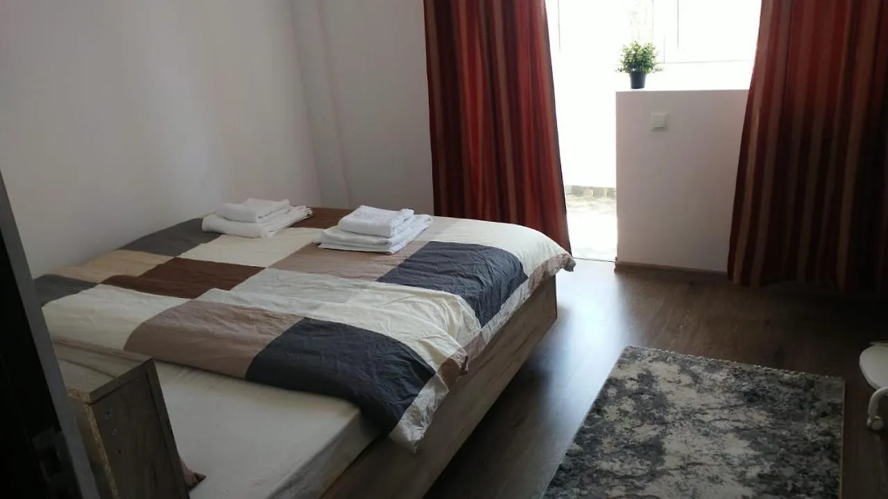 Gorkha'S Hostel, Apartment No- 292 Bucharest Hostel